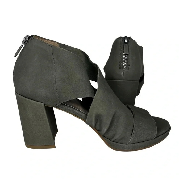 Eileen Fisher NWOT Olive Green Tumbled Nubuck Marla Block Heel Sandal Size 7.5 - Picture 1 of 10